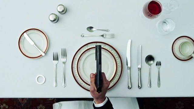 Kingsman - TEASER VOST Comment devenir un Agent : Les bonnes manières à table