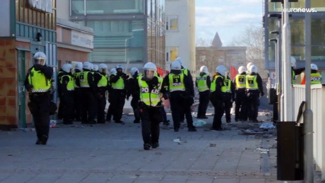 Affrontements violents en Suède : trois blessés pas balles dans des heurts avec la police