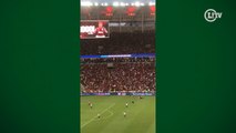 Veja a festa da torcida do Flamengo com gol de Isla no Maracanã