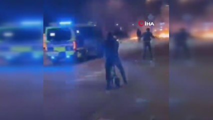 Aşırı sağcıların Kur'an-ı Kerim'i yakması sonrası İsveç karıştı