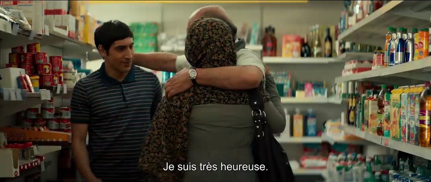 Noces Bande-annonce VF