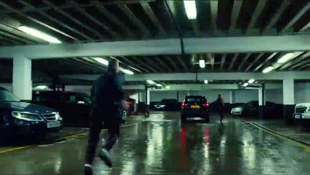 T2 Trainspotting EXTRAIT VO Dans le parking