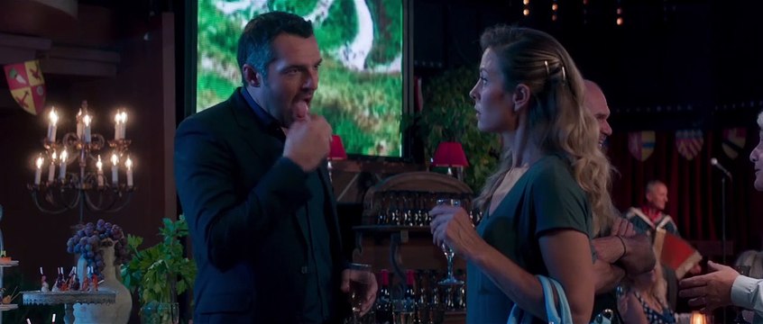 L'Embarras du choix TEASER VF Canapé saumon