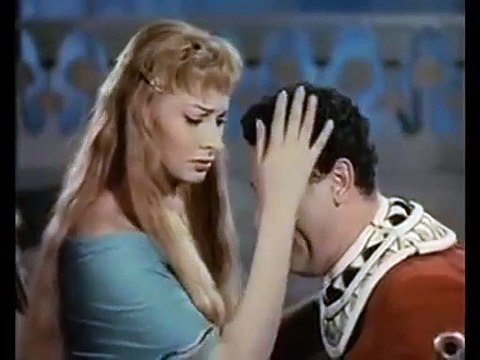 Deux nuits avec Cléopâtre Extrait vidéo VF