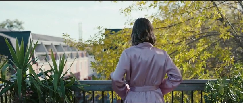 Below Her Mouth Bande-annonce (2) VO