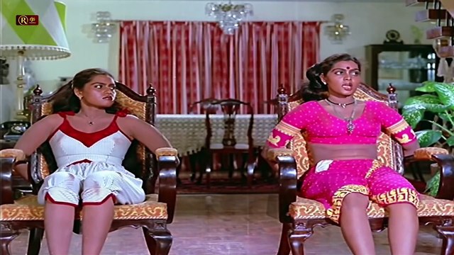 Silk Smitha Triple Role Silk Silk Silk 1983 Tamil Movie Scenes HD Raghuvaran