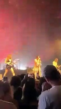 Maneskin infiammano Coachella, l'urlo di Damiano per l'Ucraina. Un'esplosione di... gasoline