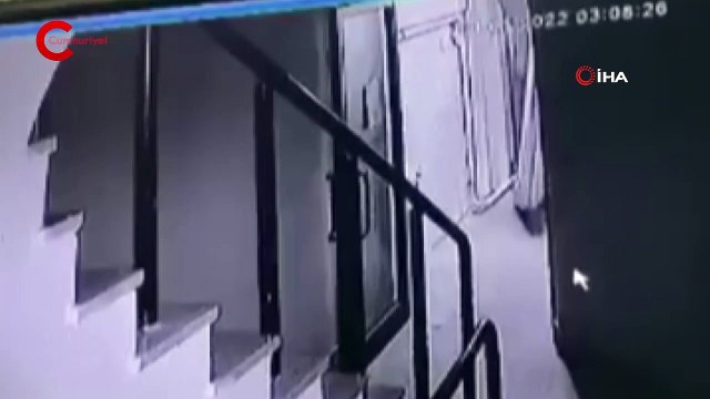 Şişli'nin göbeğinde 'ilginç' hırsızlık Apartmanın giriş kapısını söküp çaldı