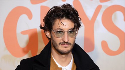 GALA VIDEO – Pierre Niney taquin : ce petit tacle tout en subtilité à Emmanuel Macron