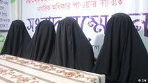 Bangladesh: Conservative Muslim women demand IDs without photos