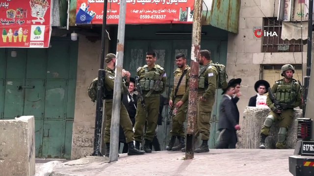 Siyonist İsrail kentteki camiye Müslümanların girişini yasakladı