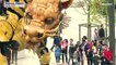 Long-Ma, le dragon jaune géant, crache du feu sur Toulouse