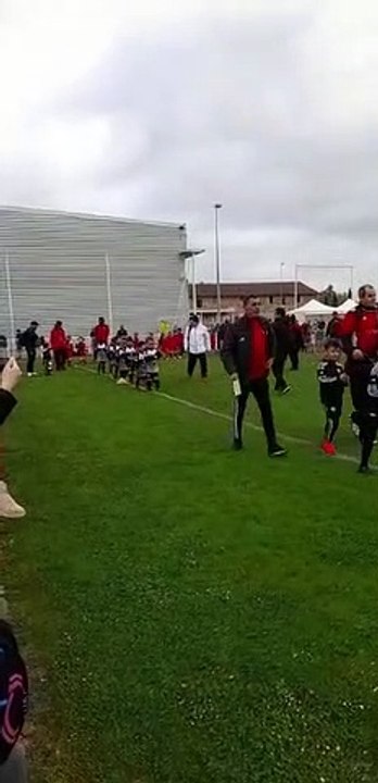 Tournoi Carbonne _ U6 FCEL _ Défilé des équipes