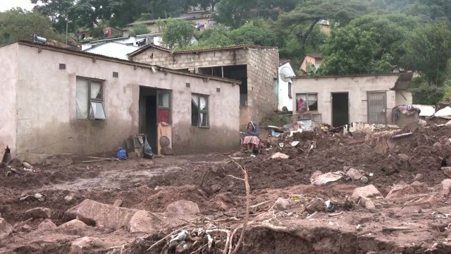 남아공 홍수 사망자 443명으로 늘어...63명 실종 / YTN