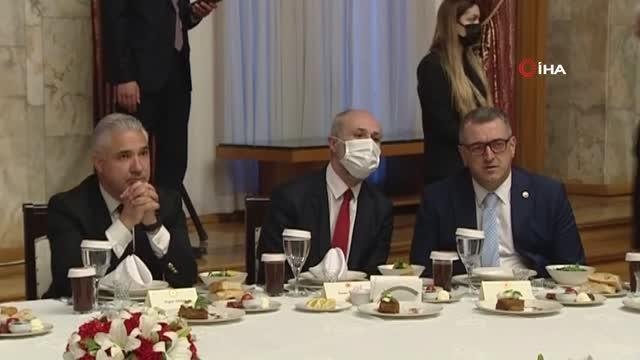 TBMM Başkanı Şentop, TBMM Tören Salonu'nda gazetecilerle buluştu