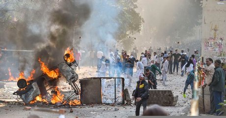 Delhi ਹਿੰਸਾ ਮਾਮਲੇ 'ਚ VHP ਤੇ ਬਜਰੰਗ ਦਲ ਤੇ FIR ਦਰਜ, ਬਿਨਾਂ ਇਜਾਜ਼ਤ ਸ਼ੋਭਾ ਯਾਤਰਾ ਕੱਢਣ ਦੇ ਇਲਜ਼ਾਮ