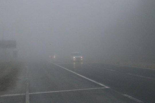 Bolu Dağı sisle kaplandı, görüş mesafesi 10 metreye düştü