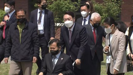 尹 "4·19 정신 잊지 않겠다"...재난·사고 피해자들과 오찬 / YTN