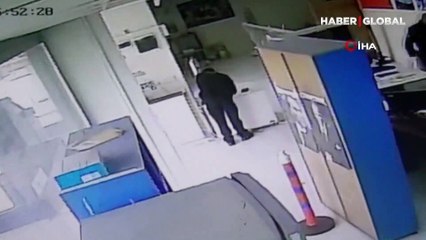 Bartın'da doktor, kargocuda dehşet saçtı, çalışanları darp etti