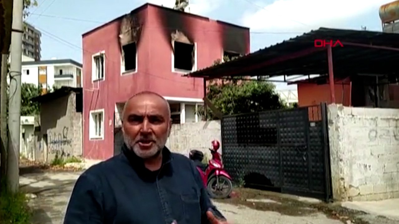 Tarsus'ta gizemli evin bitişiğindeki ev yandı