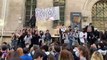Présidentielle - Des lycéens bloquent des établissements parisiens à quelques jours du second tour: 