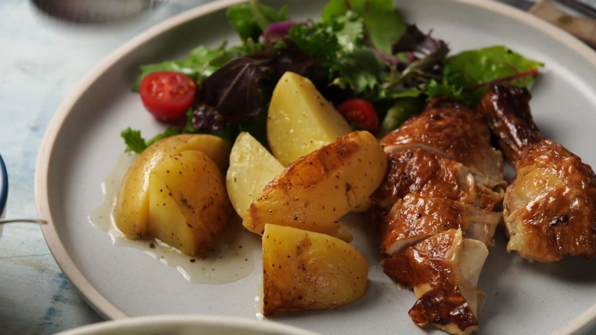 How to Make Greek-Style Lemon Roasted Potatoes