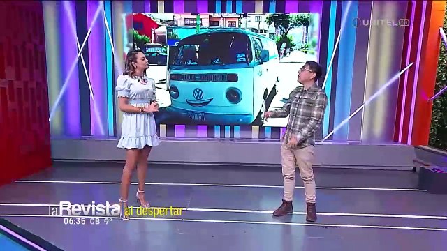 El 'Book Truck' la librería móvil que recorre las calles de La Paz en busca de lectores