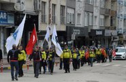 Son dakika haberi! BOSNA HERSEK'TEN ŞEHİTLERE SAYGI İÇİN ÇANAKKALE ŞEHİTLİĞİ'NE YÜRÜYORLAR