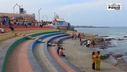 குமரியில் கடல் கொந்தளிப்பு; 10 அடிக்கு மேல் எழுந்த அலைகள்; சுற்றுலா பயணிகள் ஓட்டம்!