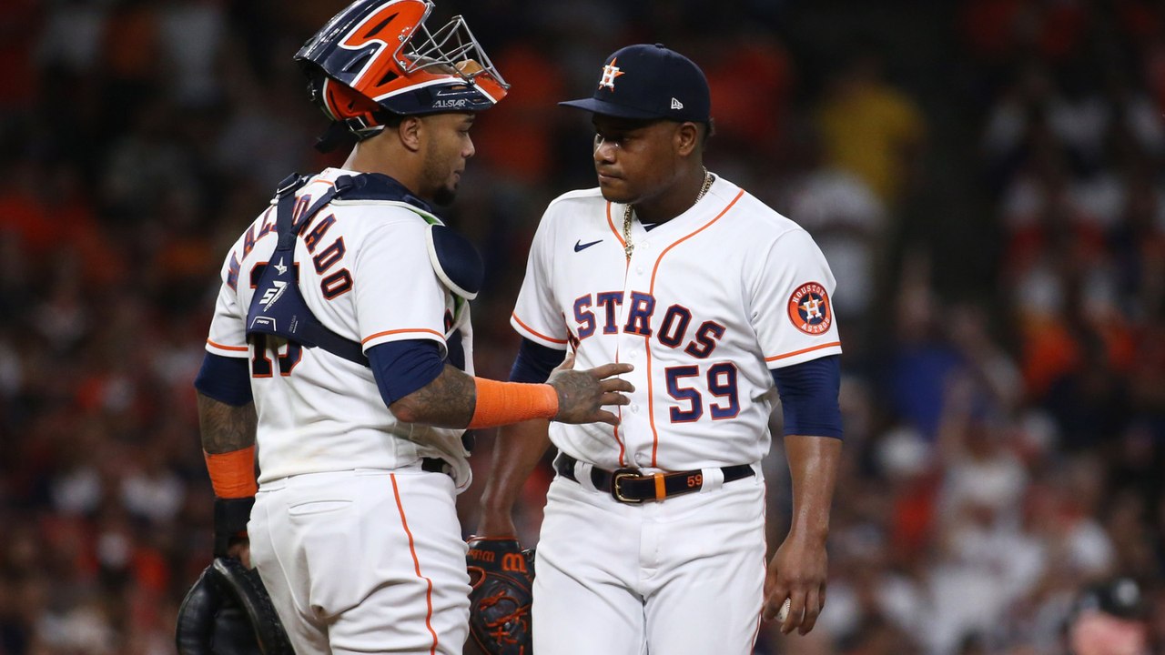 Angels, Astros Winning Through Strong Pitching