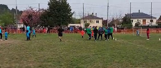 LES U6/U7 S'IMPOSENT AU TOURNOI D'EZY SUR EURE EN CE LUNDI DE PÂQUES