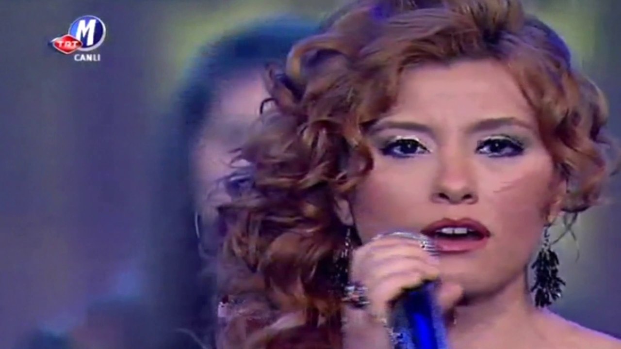 Filiz Yıldızbaşoğlu / Bende hicran yarasından da derin bir yara var