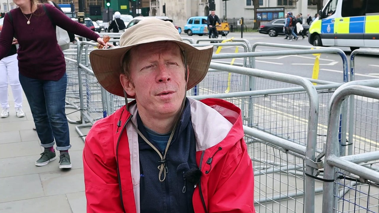 Day 37: Hunger strike protest for Government climate action