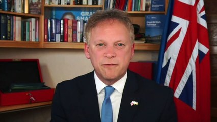 Transport Sec offers 'rail sale' to help with cost of living