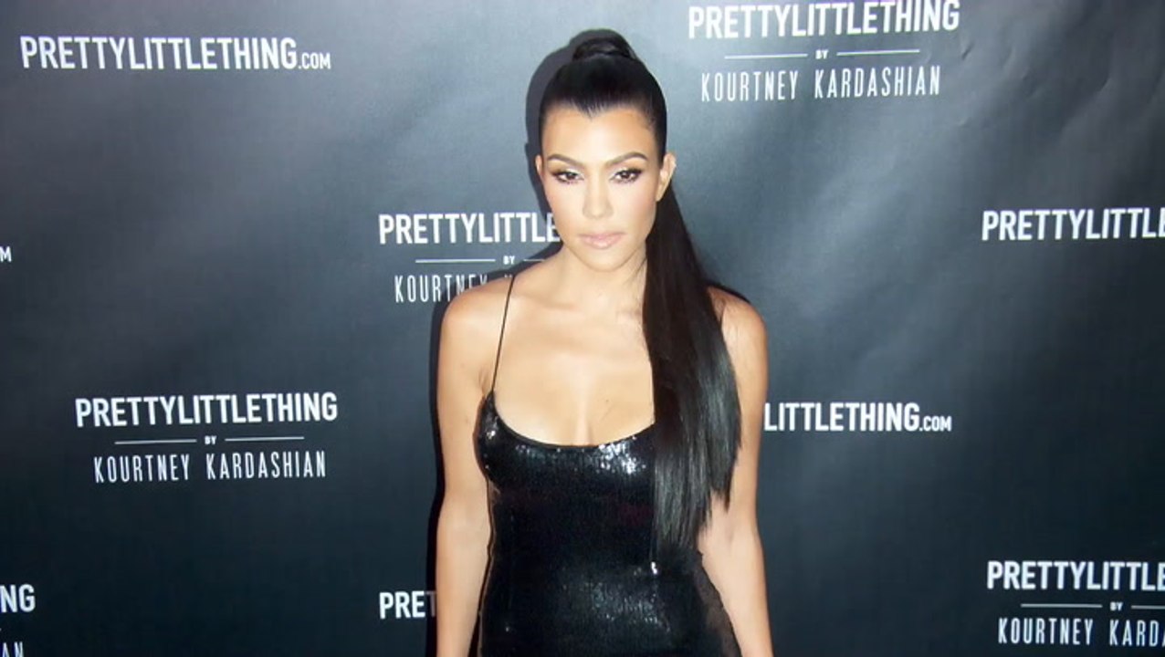 Khloe Kardashian Admits Being Torn Between Kourtney & Scott After Split Is A ‘Tough Position’