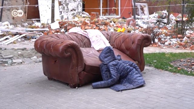 Разрушенный и разграбленный Ирпень: в пострадавший от российской агрессии город возвращаются жители (19.04.2022)