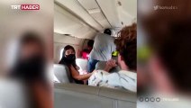 Havada panik: Uçuş sırasında açılan kapıyı yolcular tuttu