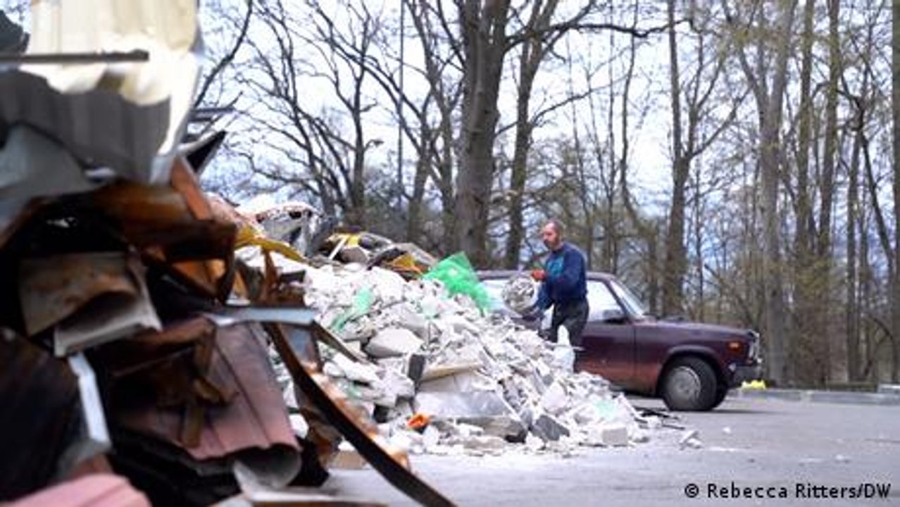 Ukraine-Krieg: Wiederaufbau in Irpin