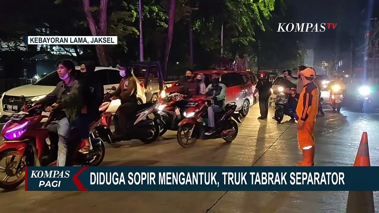 Mengantuk, Truk Tabrak Separator Jalan Hingga Kecelakaan Beruntun di Tol Dalam Kota, Tanah Abang