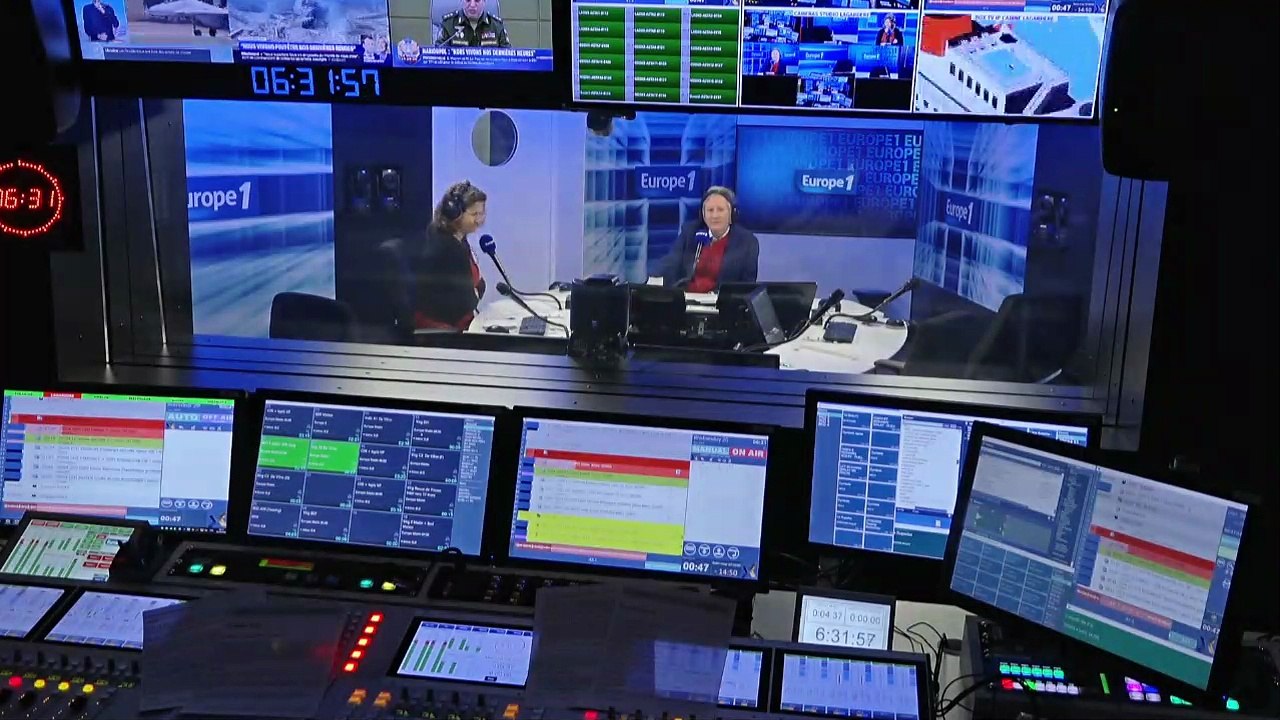 Débat d'entre-deux tours : quel rôle auront les conseillers de Le Pen et Macron en régie ?