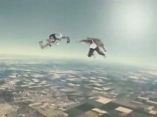 Lachvandedag.nl - Zonder-parachute-springen