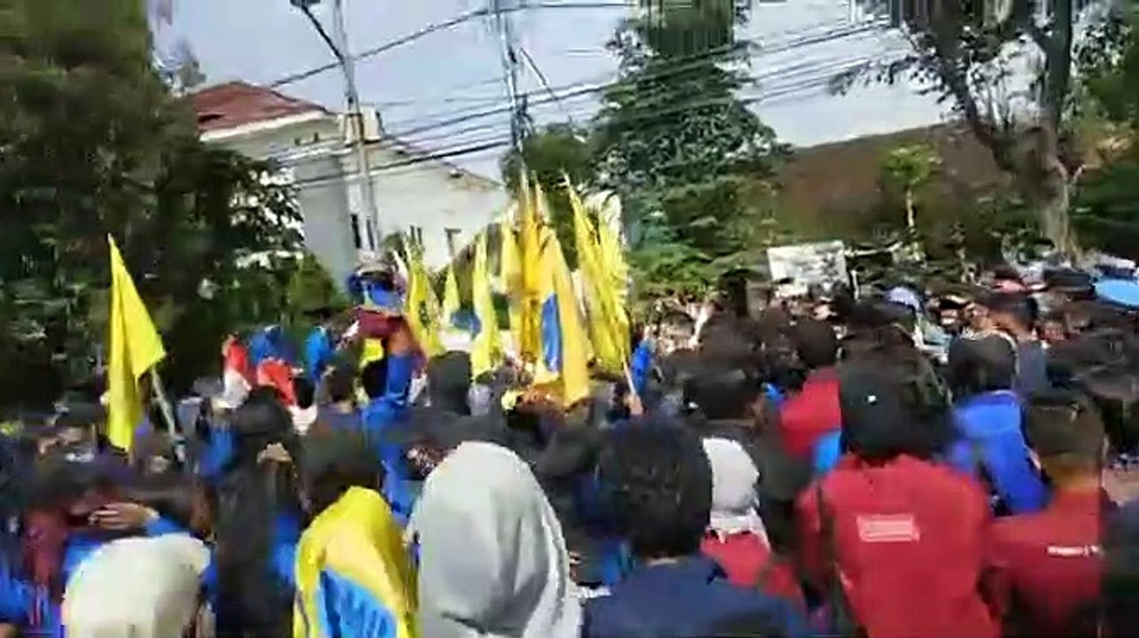 Demo Mahasiswa Pasuruan