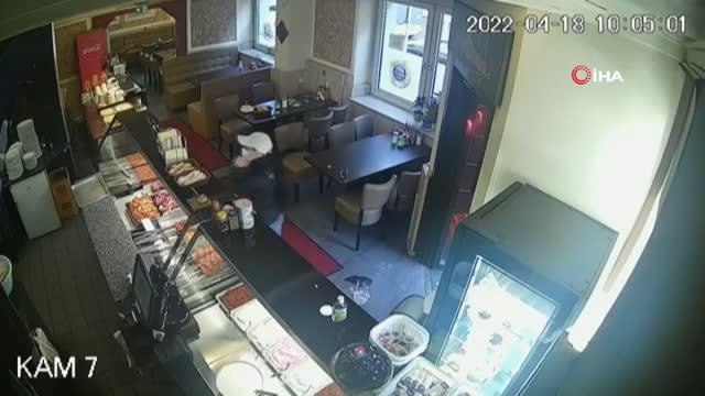 Böyle vicdansızlık görülmedi... Almanya'daki Türk restoranına bırakılan SMA hastası bebeğin kumbarası böyle çalındı