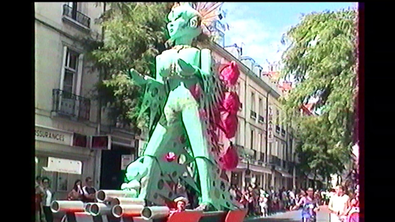 Saumur Géants et Masques 27 juin 2004 Partie 2