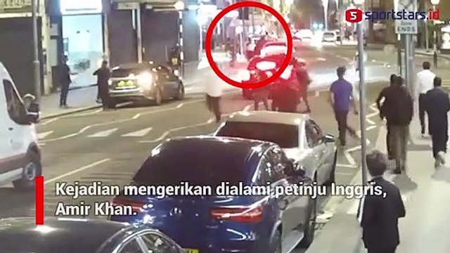 Terekam Kamera! Jam Tangan Amir Khan Seharga Rp1,3 Miliar Dirampok di Jalan