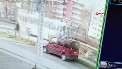 Cezaevi aracına bombalı saldırı! 1 şehit 9 yaralı