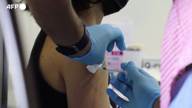 Vaccini Covid, una su mille dosi le reazioni avverse