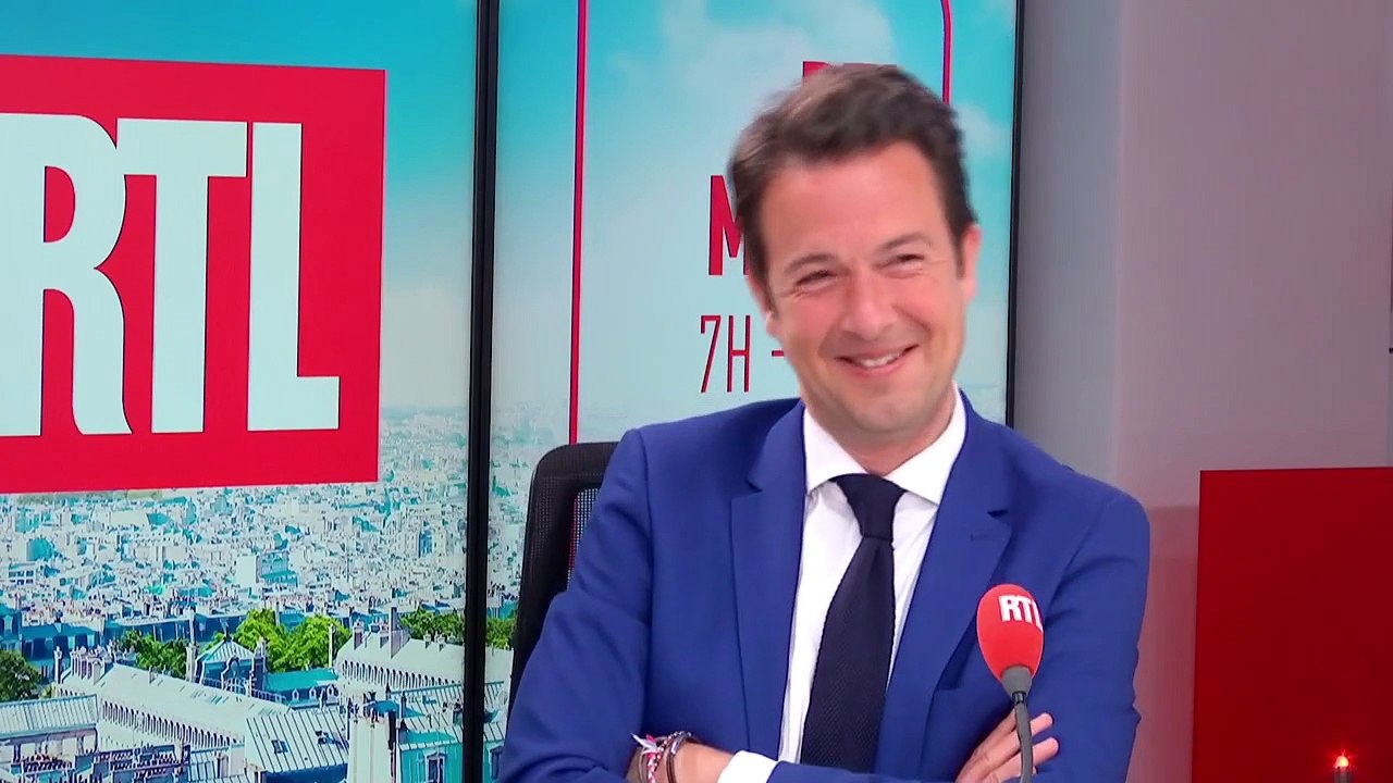 Marine Le Pen annule sa venue vendredi sur RTL à cause de Philippe Caverivière, le comique lui répond