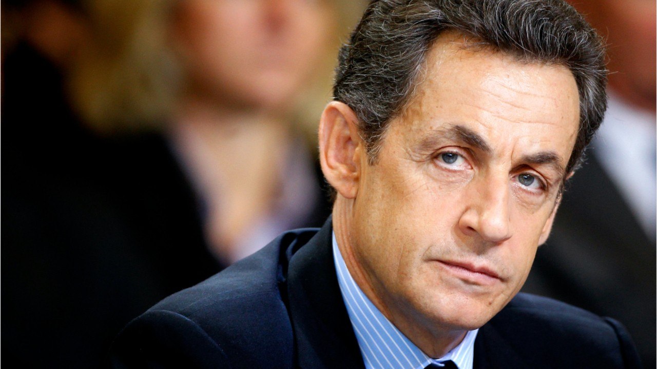GALA VIDEO - Nicolas Sarkozy, François Hollande...