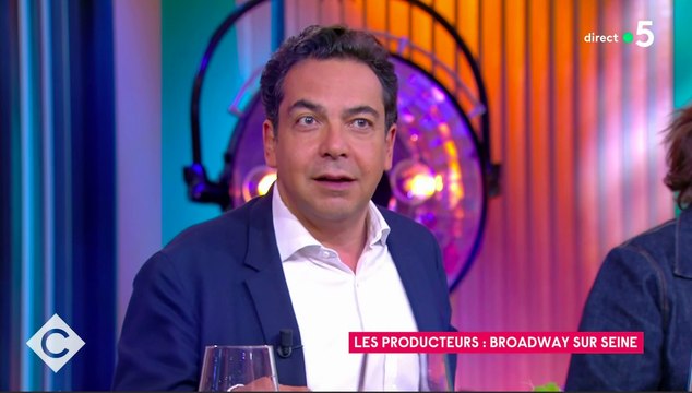 Zapping du 20/04 : L'embarras de Patrick Cohen qui fait bien rire Anne-Elisabeth Lemoine